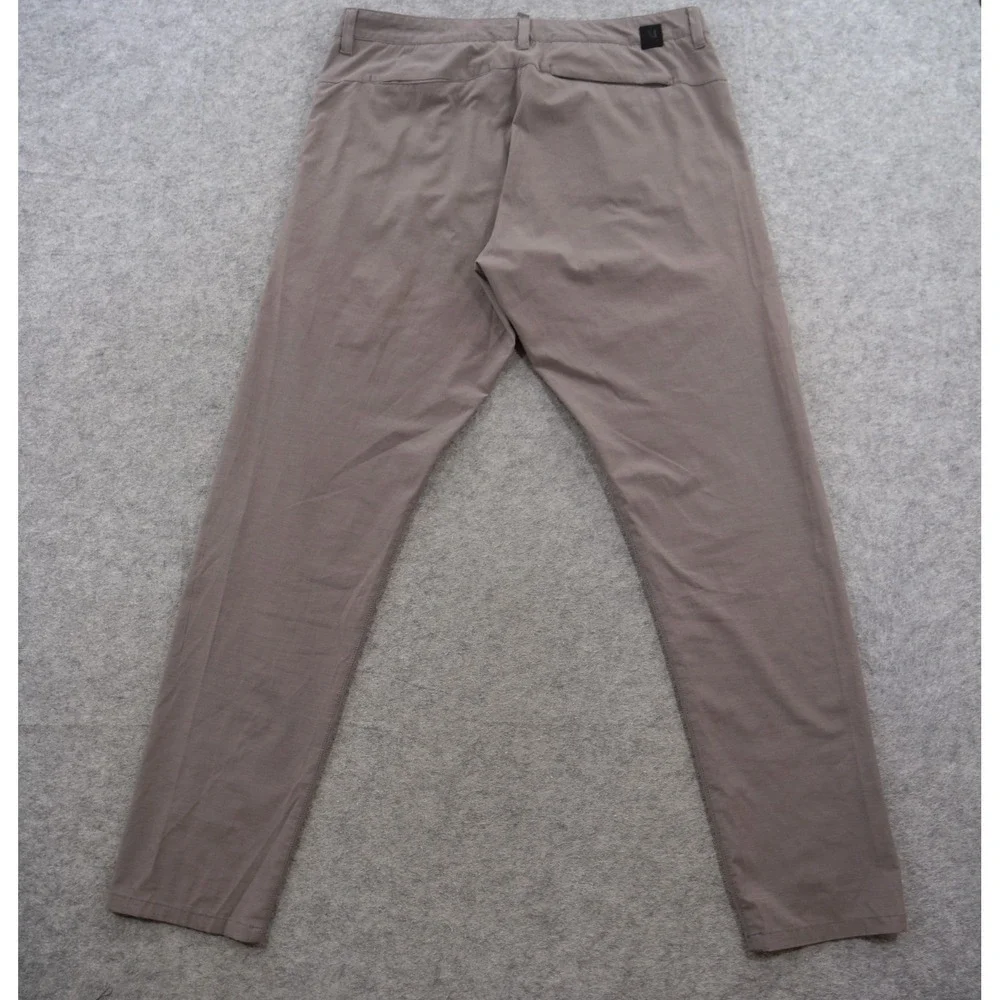 Vuori Aim Pants Mens 34 Brown Slim Fit Performance Travel Stretch Chino